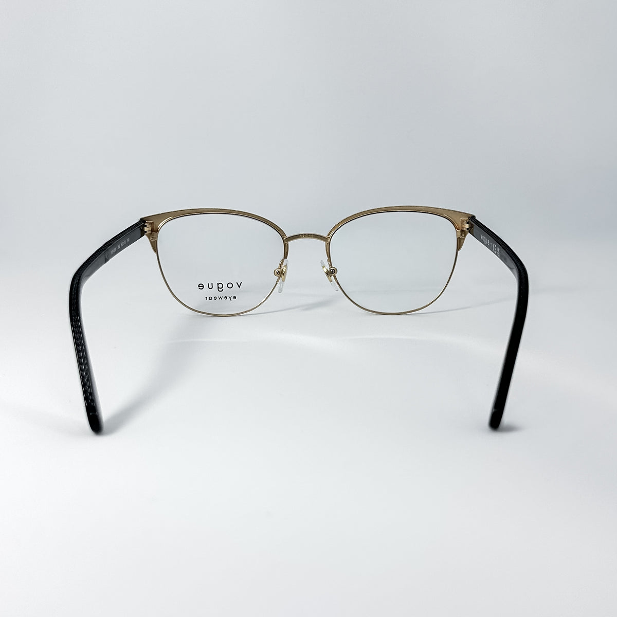 Vogue eyewear / negra-dorada - metálica