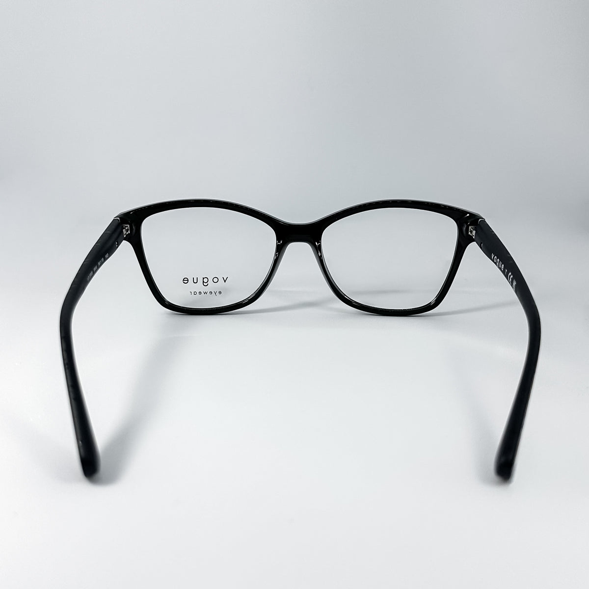 Vogue eyewear / negra-acetato