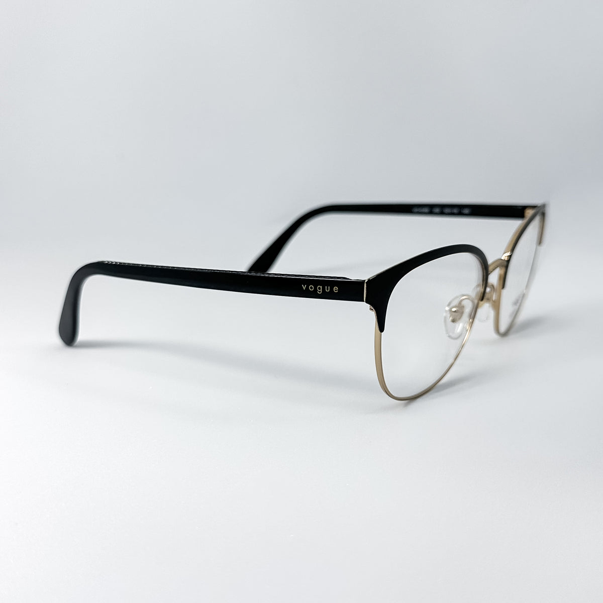 Vogue eyewear / negra-dorada - metálica